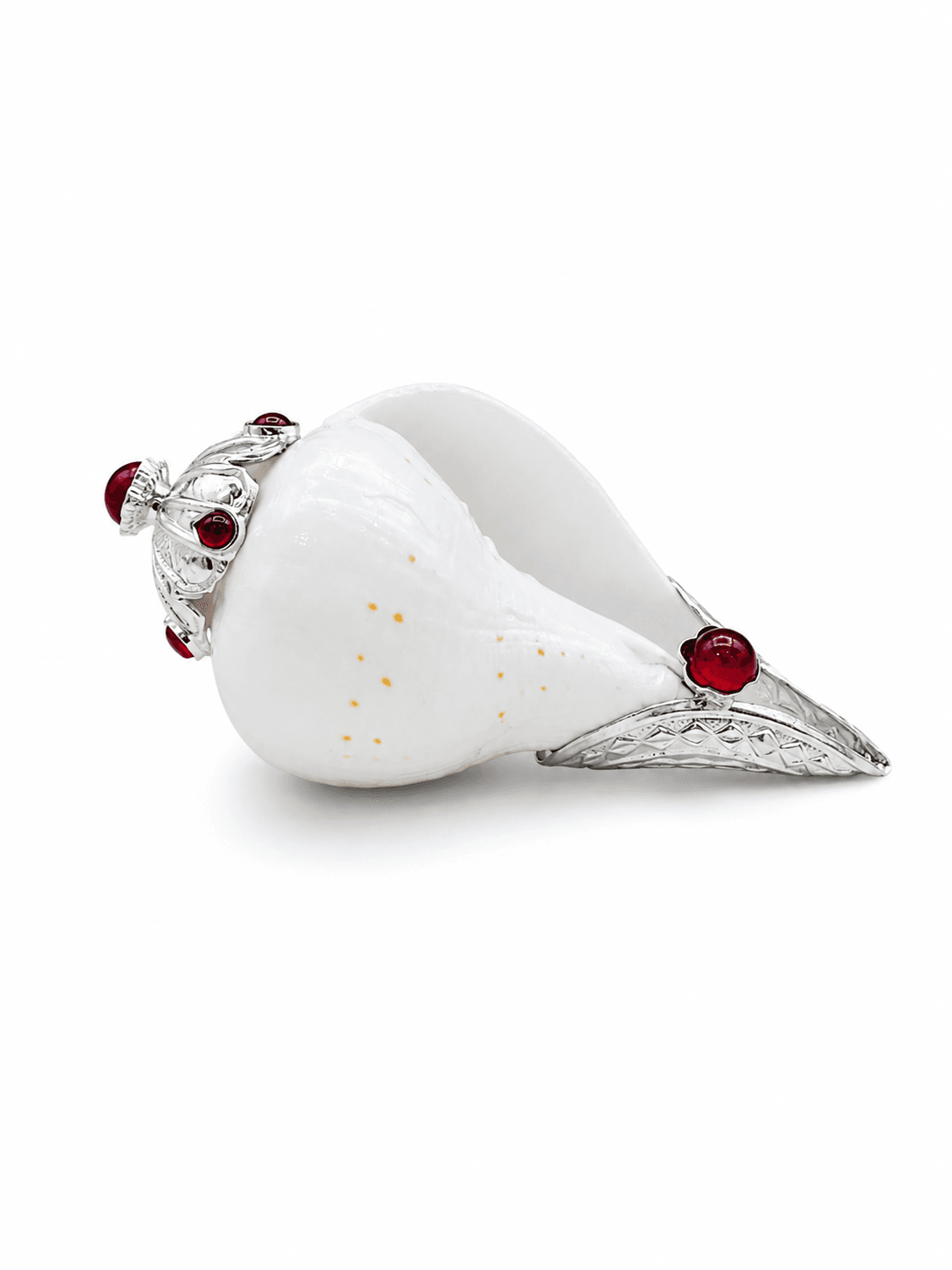 SILVER CAPPED SHANKH